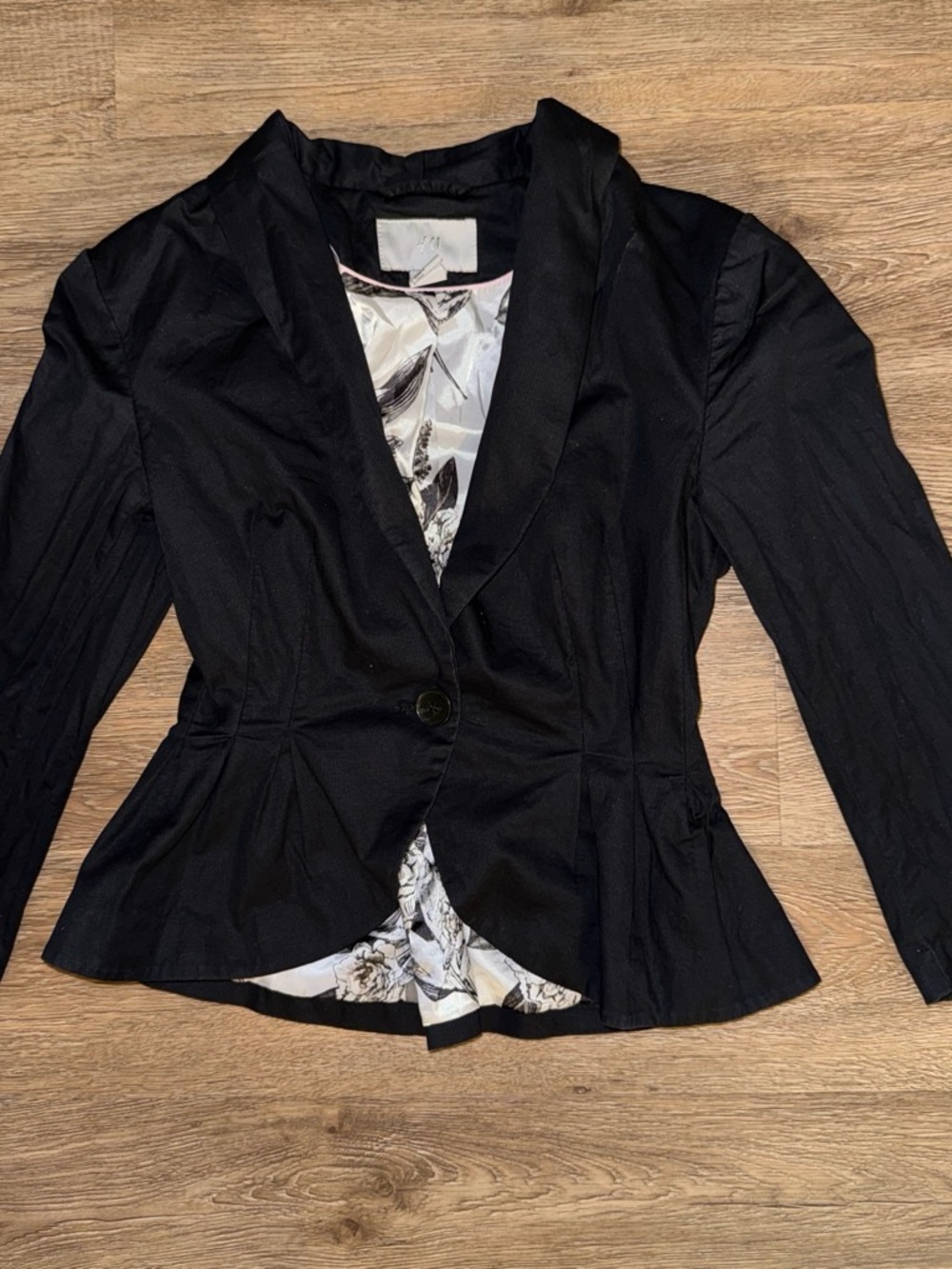 H&M Classic Black Women's Tailored Blazer